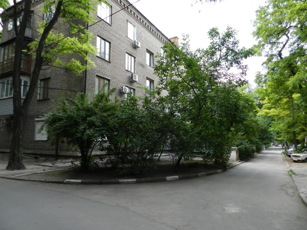 1-Room Luxury Apartment On Sobornyi Avenue 170-V, By Grandhome Zaporizhia Esterno foto